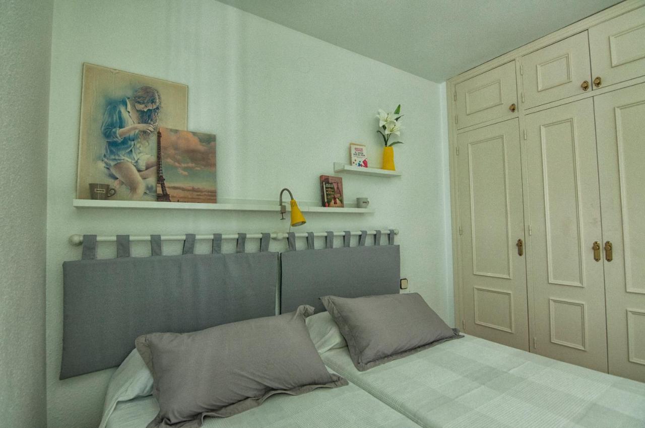 Luminoso Y Fresco Apartamento En 2ª Linea De Playa Fuengirola Exterior foto